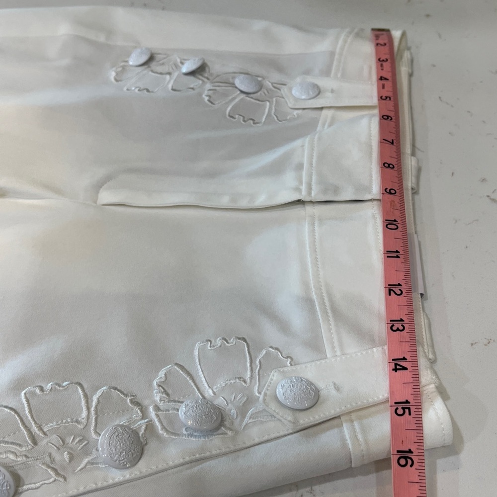 White House Black Market Jolie Novelty Button Straight Pants NWT Size 8R - Picture 11 of 13